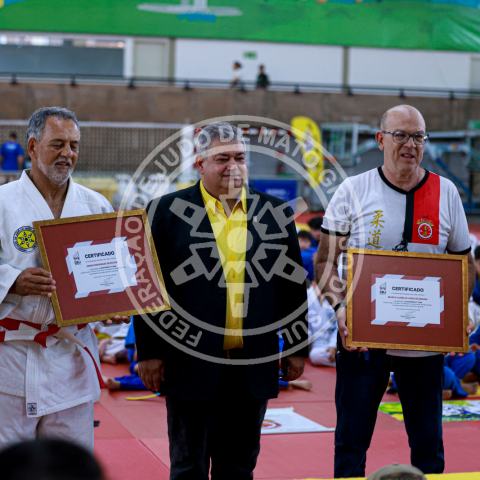 v2_8d74d8fe-fb49-451f-a68a-732af475d84d